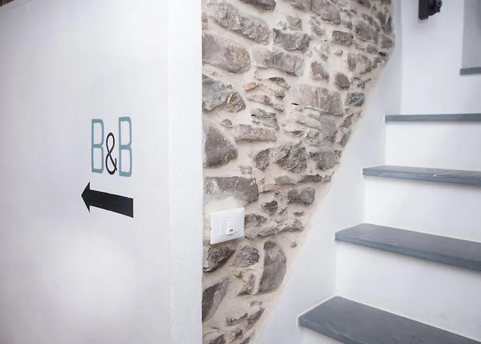 Bed & Breakfast U Campanin 3*