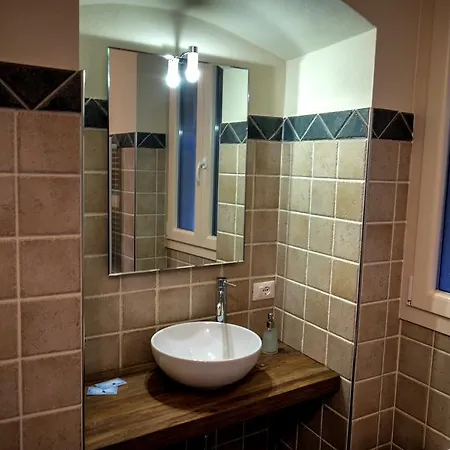 Alojamento de Acomodação e Pequeno-almoço U Campanin 3*